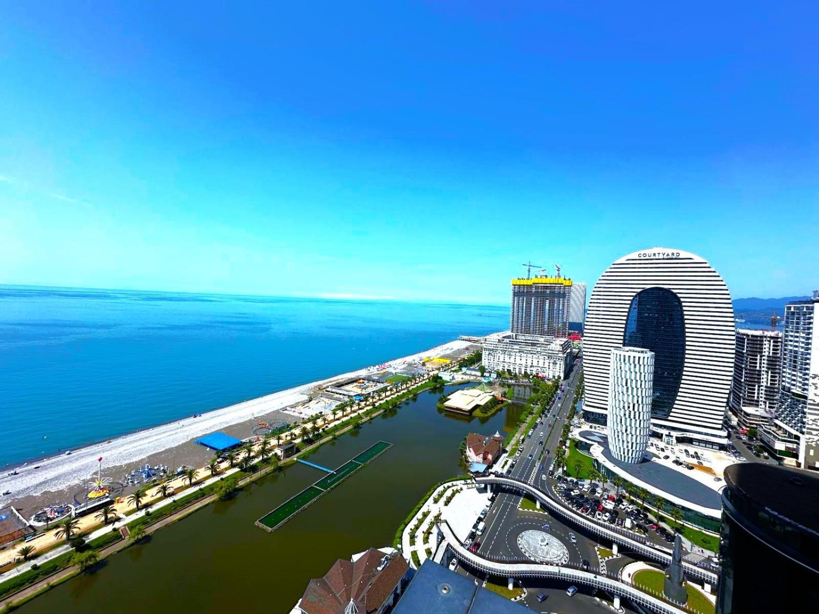 Panorama Black Sea View & Aparthotel Batumi Exteriör bild